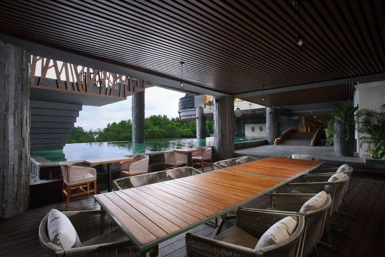 The Crystal Luxury Bay Resort Nusa Dua Нуса-Дуа Экстерьер фото